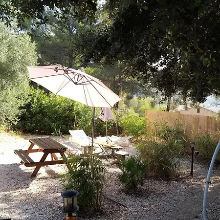 Mit Terrasse- Mitten In Der By Interhome Ferienhaus *