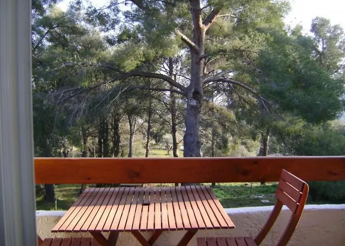 Mit Terrasse- Mitten In Der By Interhome Vakantiehuis *