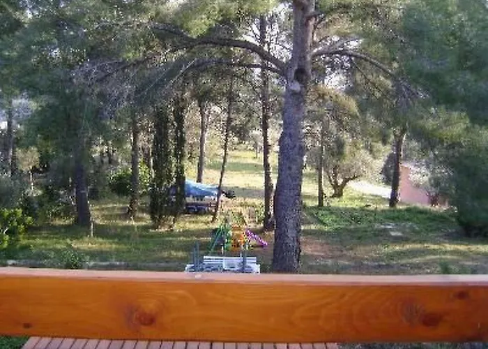 Mit Terrasse- Mitten In Der By Interhome Vakantiehuis